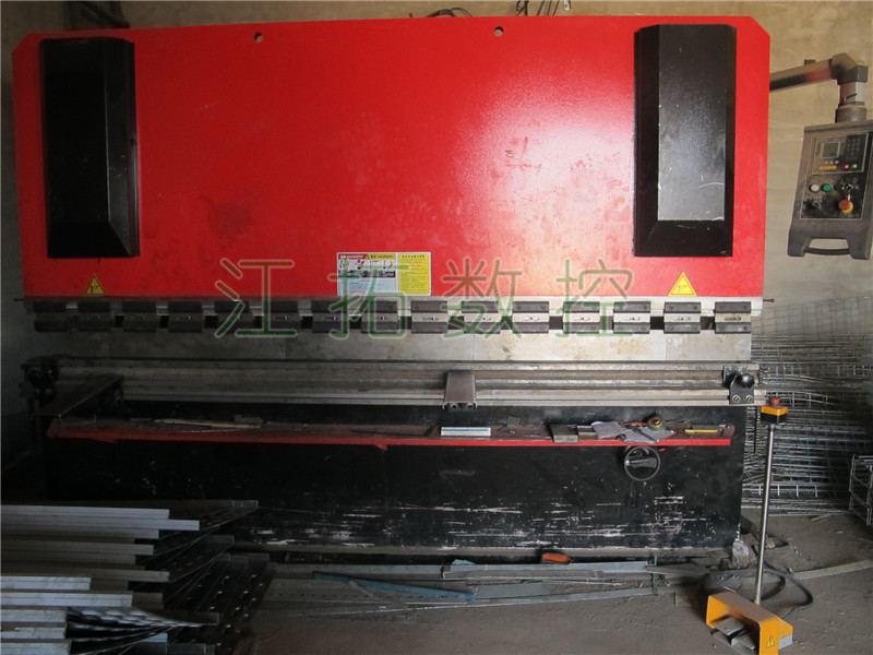 江拓數控折彎機