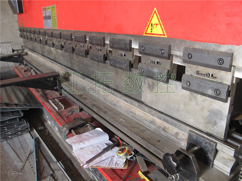 江拓數控折彎機